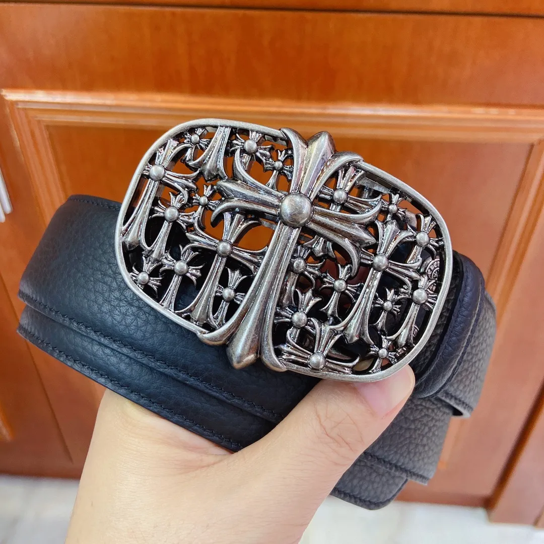 💰480💰Full package💰 💍Purchasing level 𝐂𝐡𝐫𝐨𝐦𝐞𝐇𝐞𝐚𝐫𝐭𝐬 Crow Heart Detachable model, fine hardware and first-layer lychee leather belt, very cool. Width 3.8cm